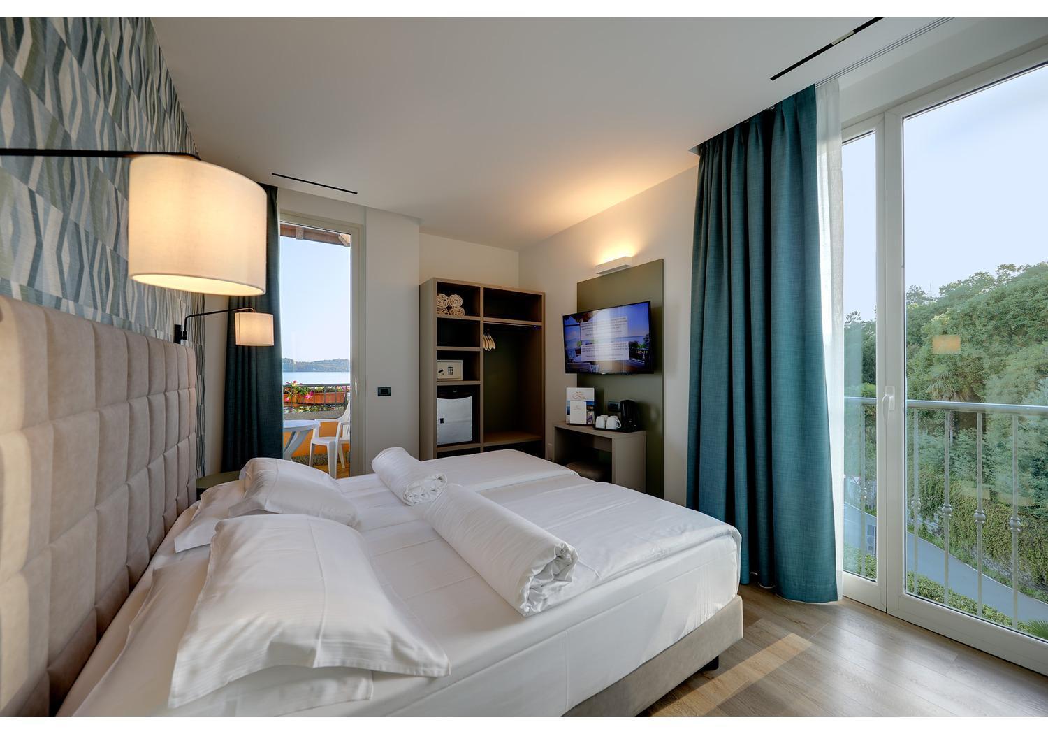 Hotel Residence Zust Вербания Экстерьер фото